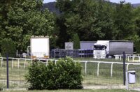 Počelo postavljanje opreme za koncert Marka Perkovića Thopmsona u Sinju