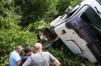 Jastrebarsko: Kamion probio ogradu kuće za odmor