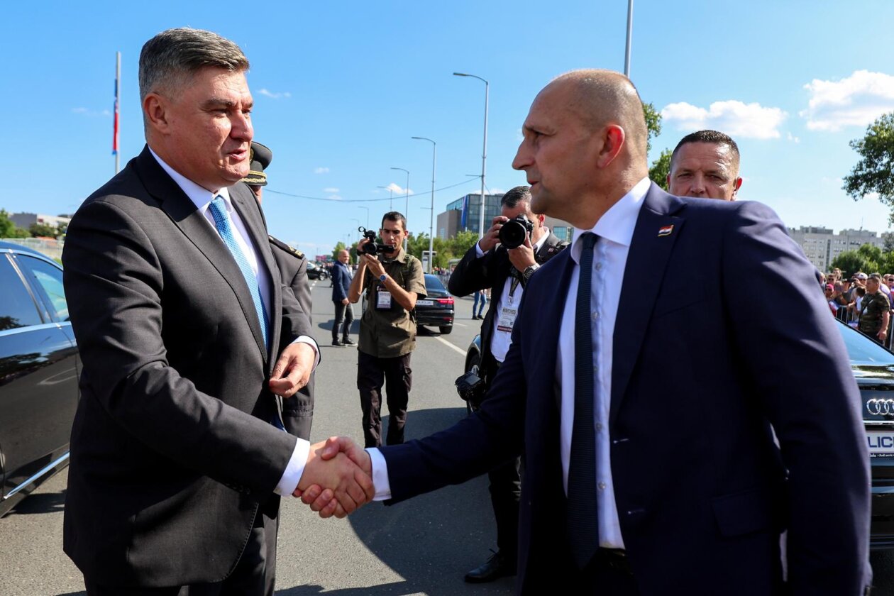 Zagreb: Predsjednik Milanović i premijer Plenković stigli na vojni mimohod u povodu 30. obljetnice VRO Oluja