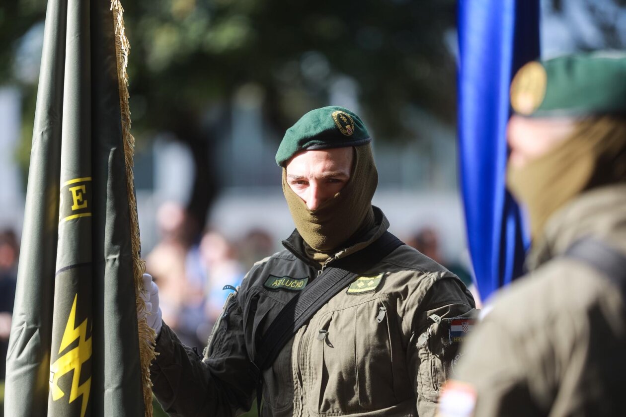 Zagreb: Svečani vojni mimohod u povodu 30 godina VRO Oluja