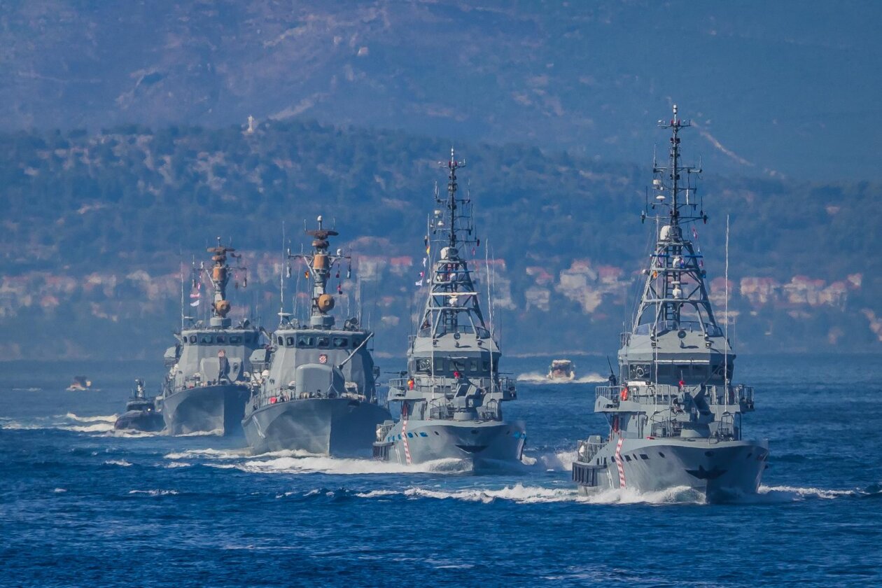 Split: Hrvatska ratna mornarica izvodi vježbu za vojni Mimohod 2025.