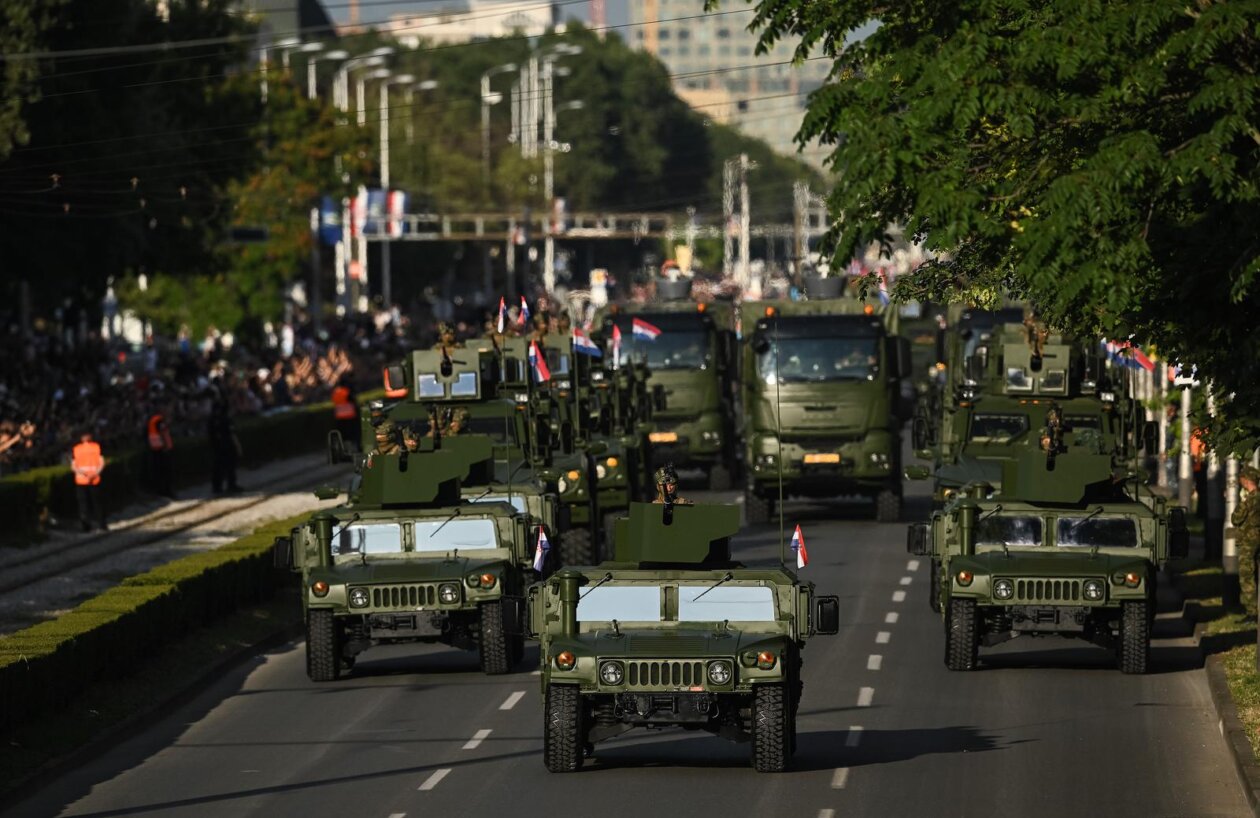Zagreb: Svečani vojni mimohod u povodu 30 godina VRO Oluja