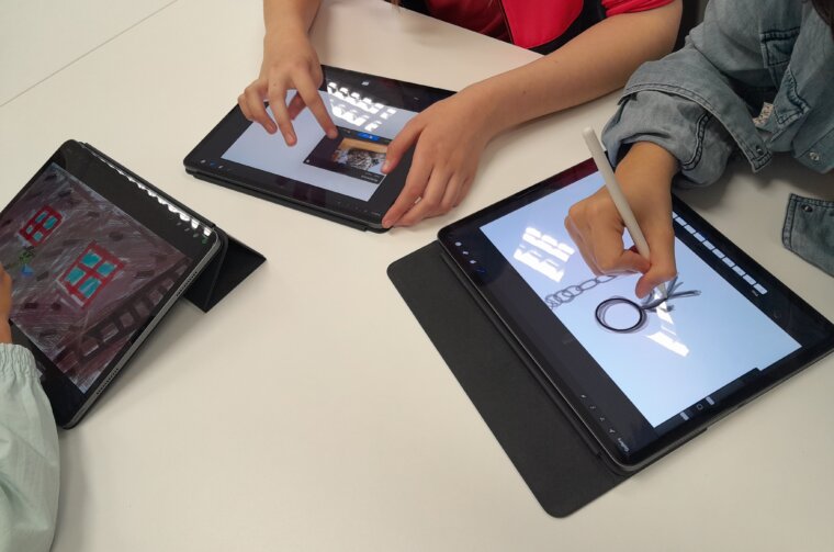 STEM(AJMO!) (1) STEM(AJMO!) (1)