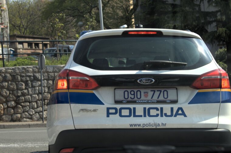policija auto rijeka riportal 2