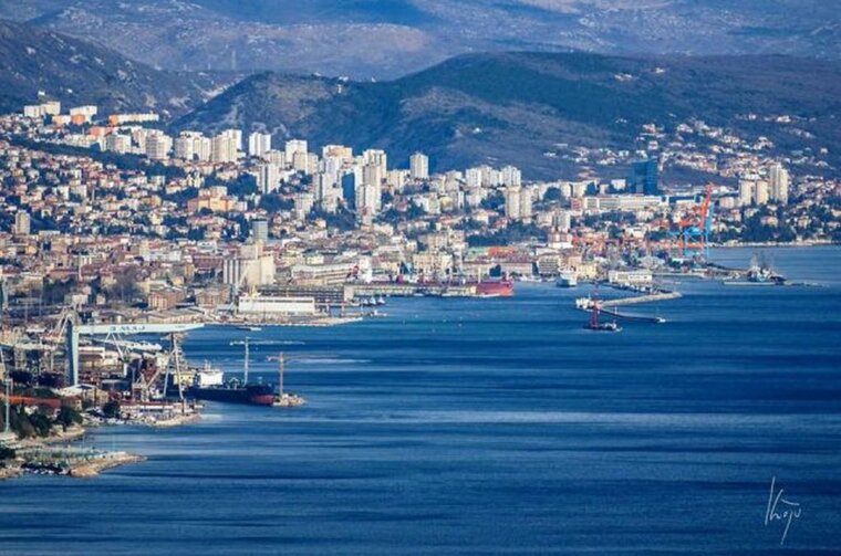 rijeka-panorama-damir-kvajo-brod 2