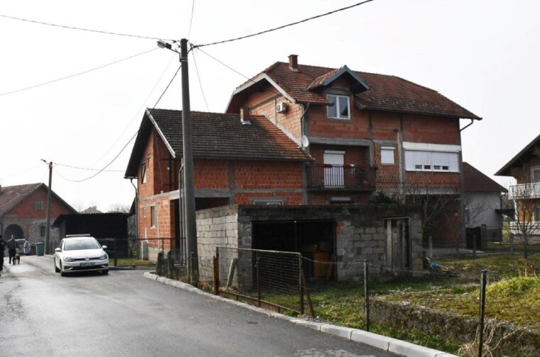 42d5fb05-e9d6-4ae1-a61e-b5703ad66fb4