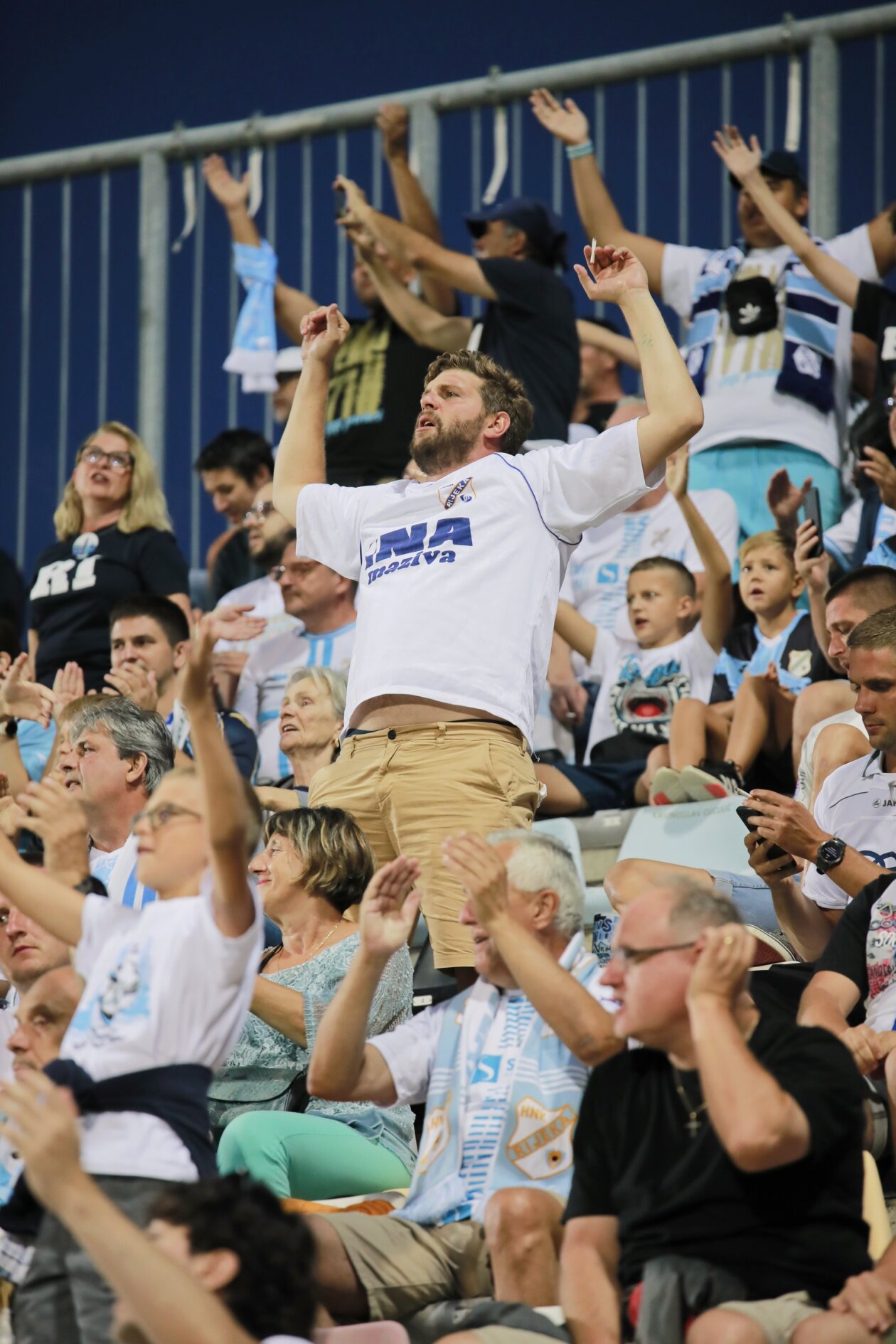 IMG_20250806_212529 IMG_20250806_212529