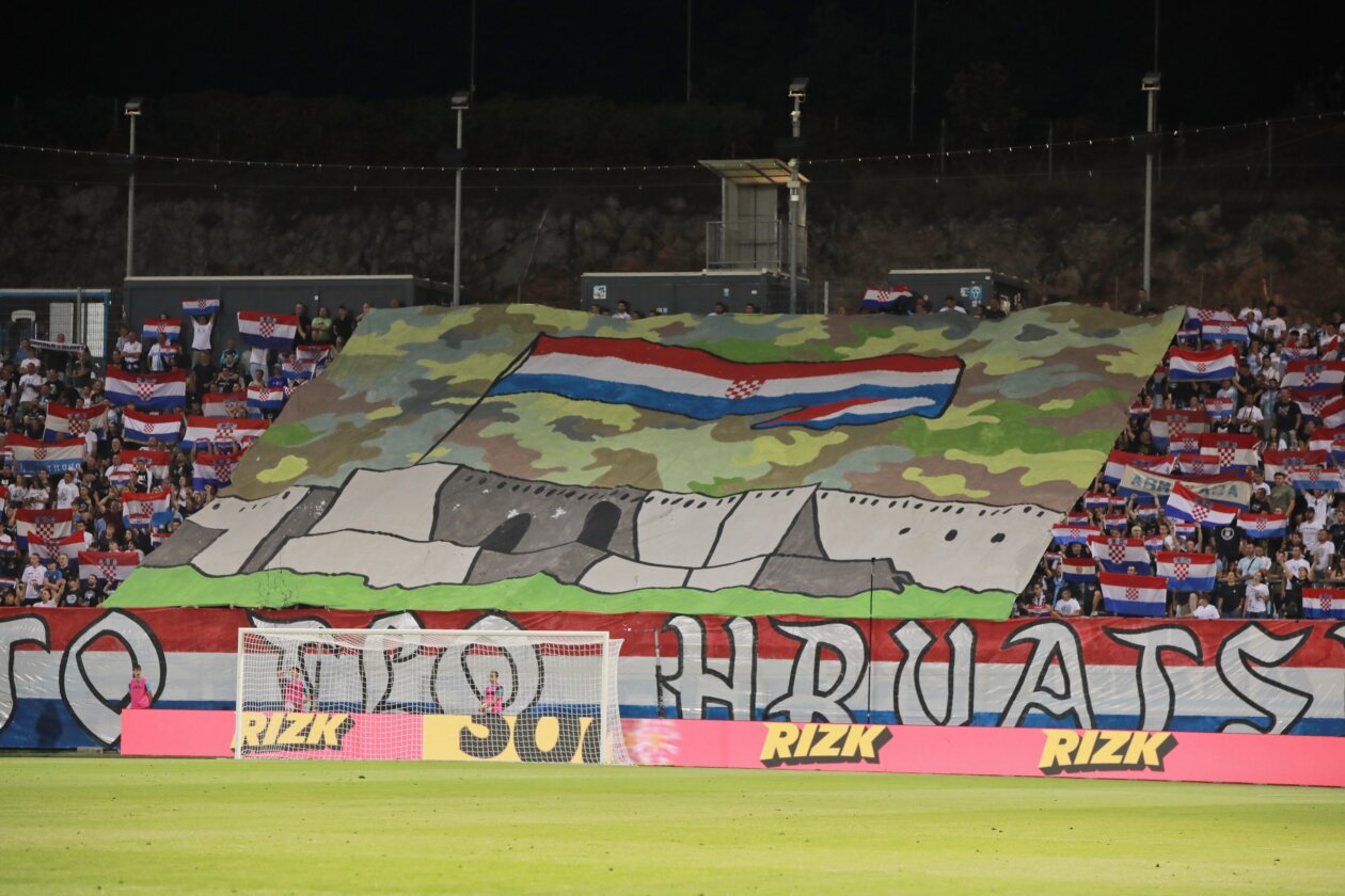 IMG_20250806_213458 IMG_20250806_213458