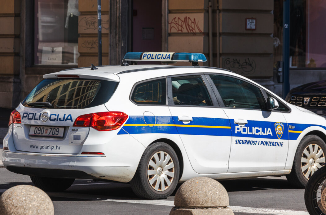 Ilustrativna grad policija-3561