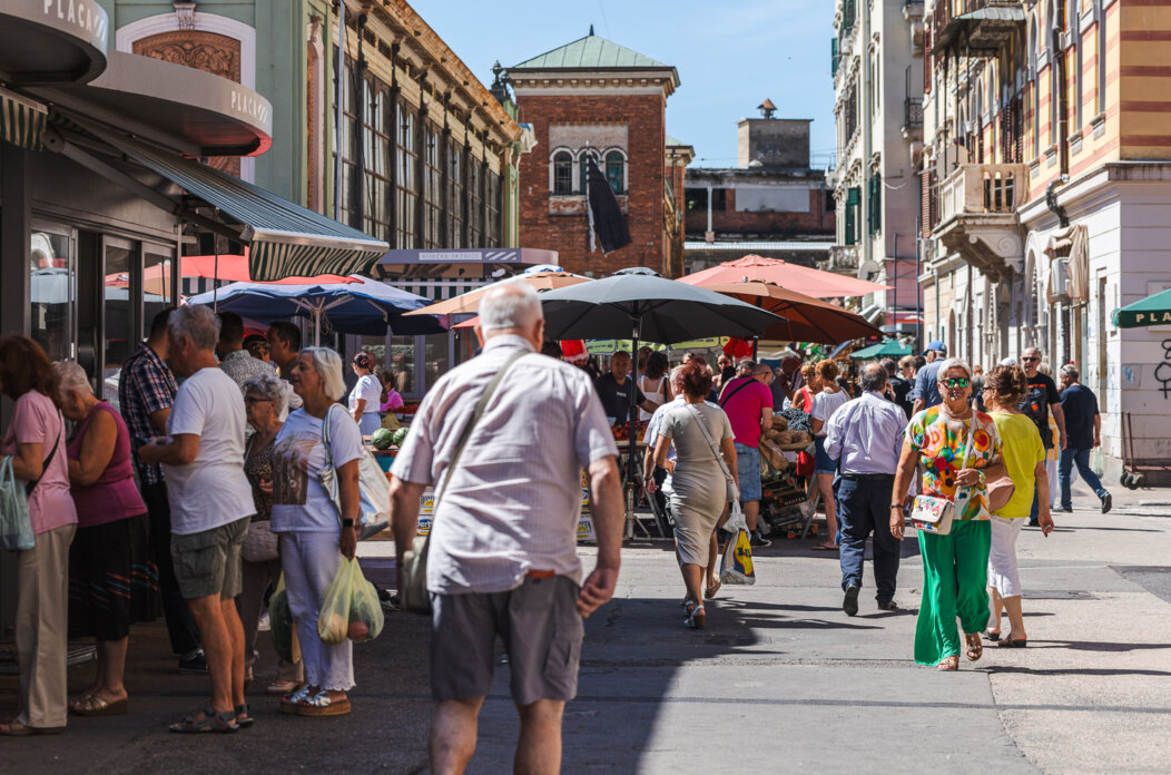 Ilustrativna placa tržnica-3800 Ilustrativna placa tržnica-3800
