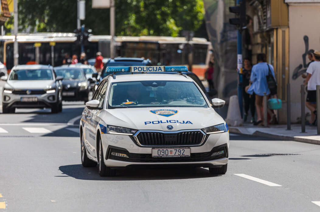 Ilustrativna policija-3791 Ilustrativna policija-3791