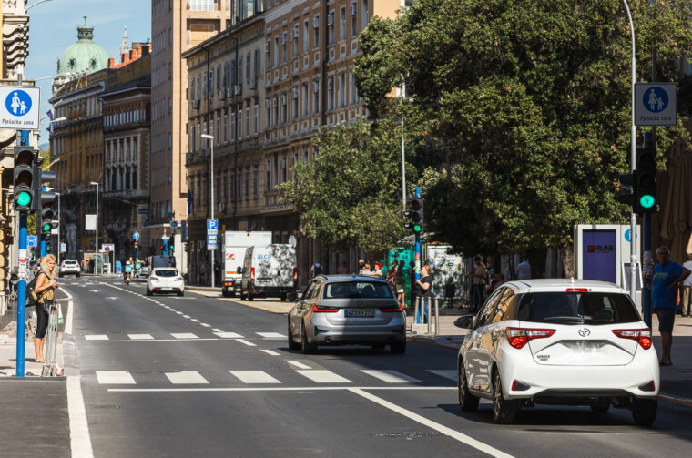 Ilustrativna promet grad-3490