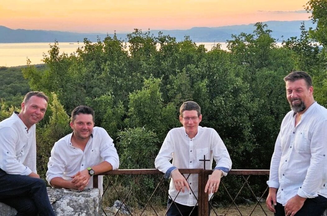 Klapa Intriga Klapa Intriga