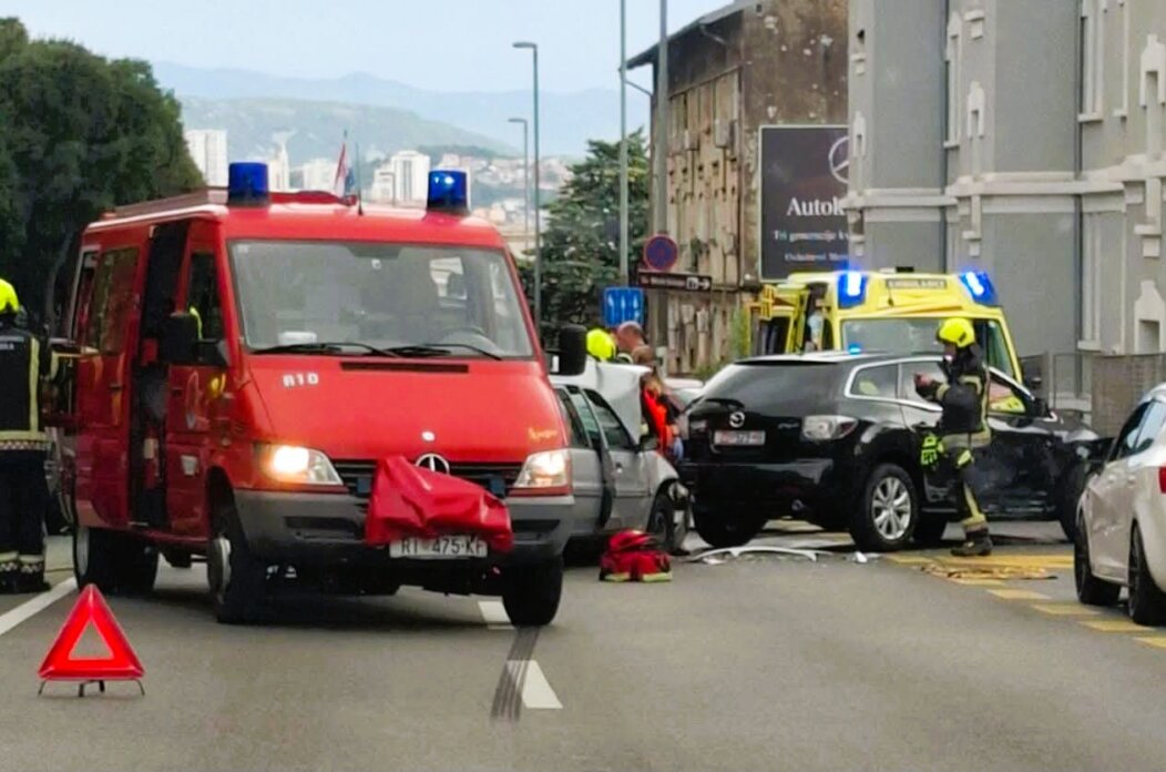 NESREĆA ZVPNIMIROVA FEJS