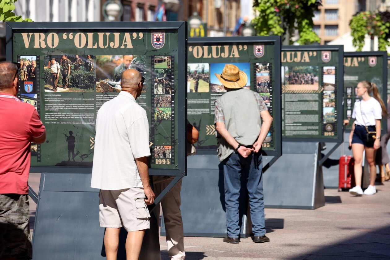 Rijeka: Na Korzu postavljena izložba povodom obljetnice Oluje Rijeka: Na Korzu postavljena izložba povodom obljetnice Oluje