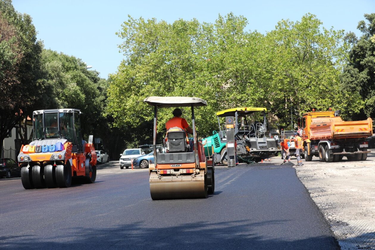 Rijeka: Asfaltiranje Trga braće Mažuranić Rijeka: Asfaltiranje Trga braće Mažuranić