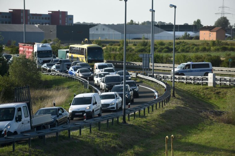 Zagreb: Lančani sudar na autocesti A3 kod Rugvice, jedna osoba poginula