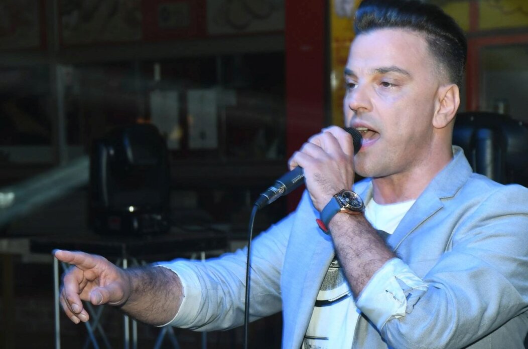 Sisak: Koncert za pomoć obiteljima čije je kuće spalio  Nedžad Fetić