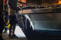 Rovinj: Gliser se zabio u rivu Rovinj: Gliser se zabio u rivu