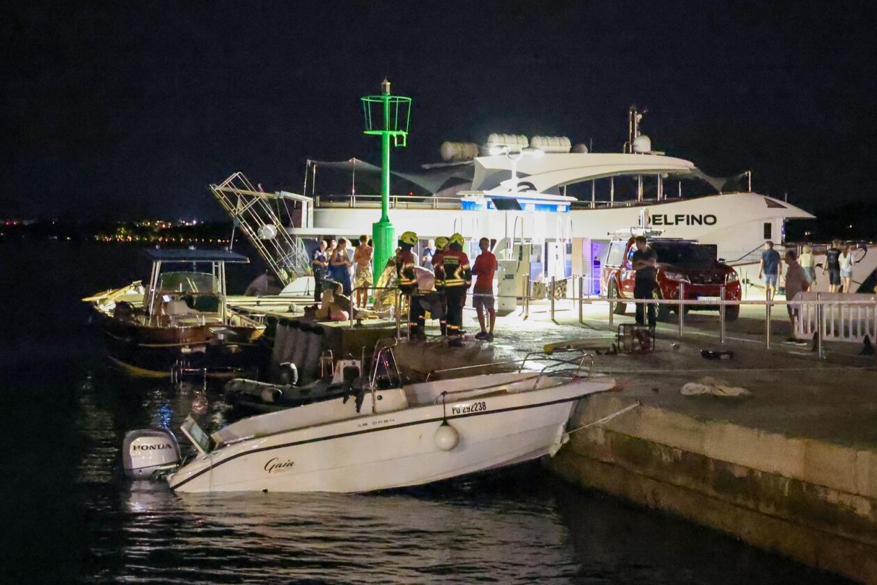 Rovinj: Gliser se zabio u rivu Rovinj: Gliser se zabio u rivu