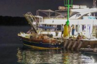 Rovinj: Gliser se zabio u rivu Rovinj: Gliser se zabio u rivu