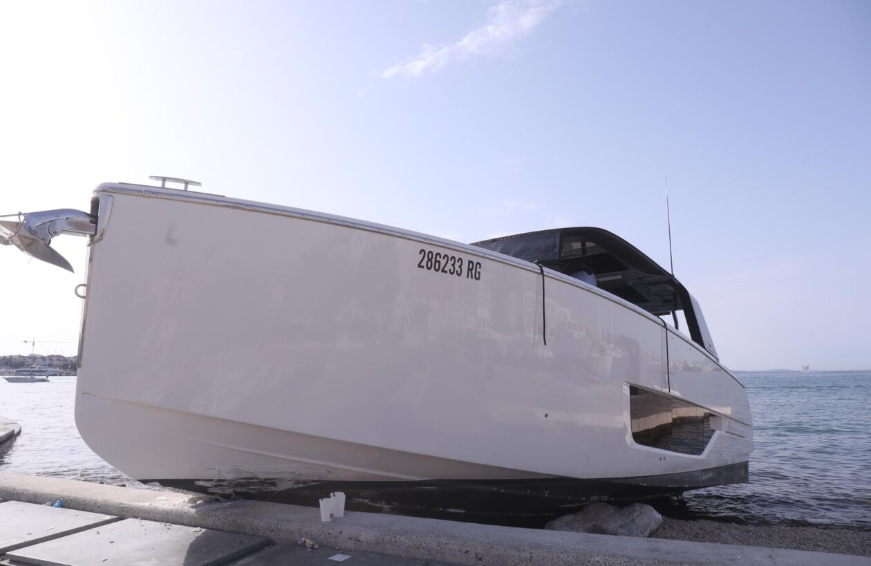 Split: Pomorska nesreća na Matejuški, gliser se nasukao u punoj brzini