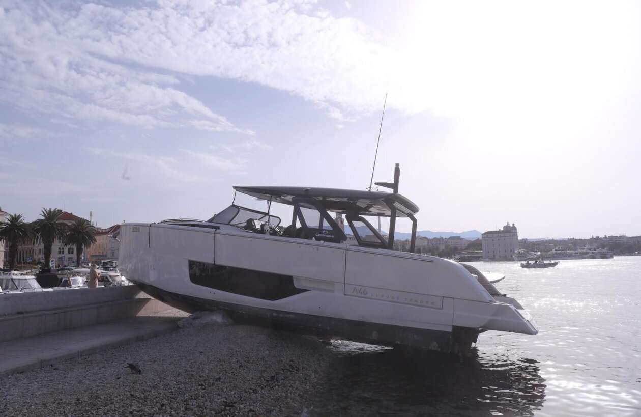 Split: Pomorska nesreća na Matejuški, gliser se nasukao u punoj brzini