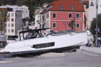 Split: Pomorska nesreća na Matejuški, gliser se nasukao u punoj brzini