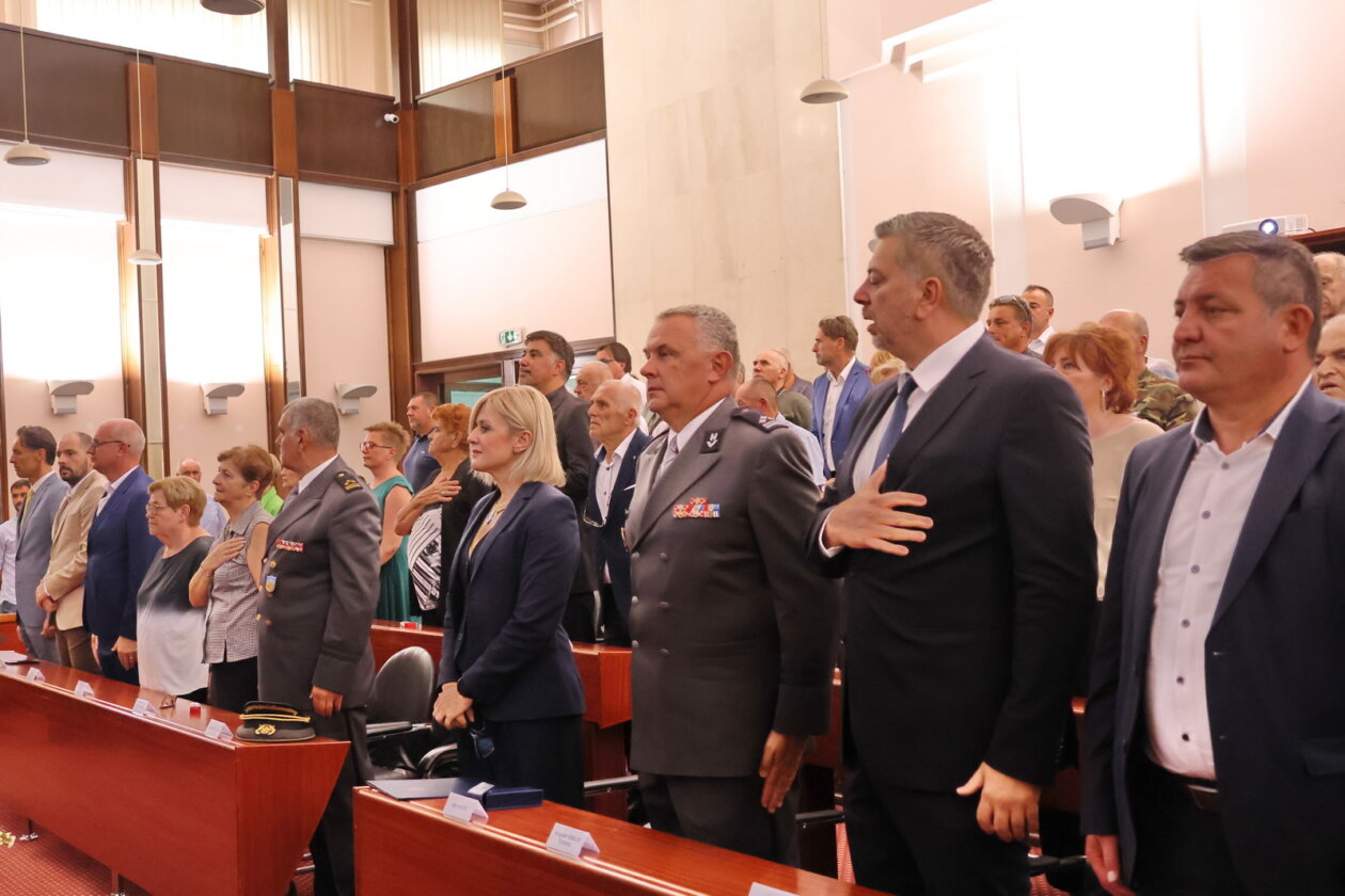 Svecana-akademija30.-obljetnica-Oluje-8