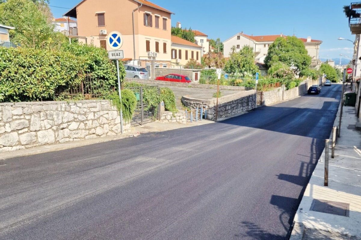Ulica-Brace-Branchetta-dobila-novi-asfaltni-slojUlica-Brace-Branchetta-dobila-novi-asfaltni-sloj-1-1200×800 Ulica-Brace-Branchetta-dobila-novi-asfaltni-slojUlica-Brace-Branchetta-dobila-novi-asfaltni-sloj-1-1200×800