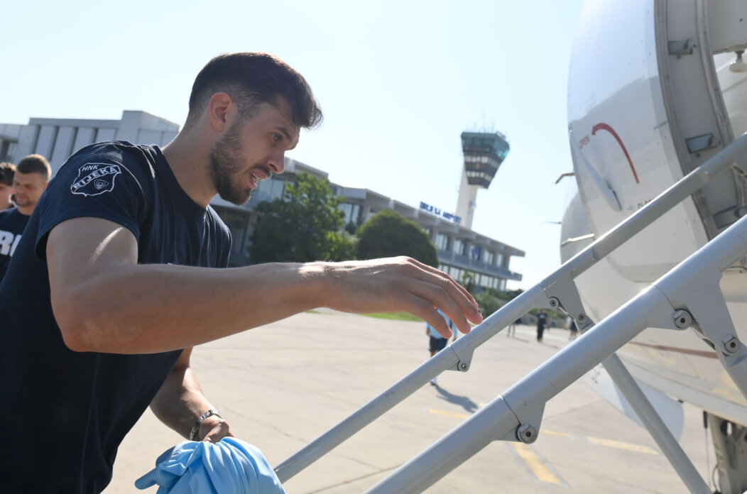 avion1108169-2 avion1108169-2