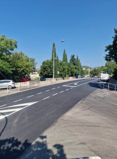 belu3-383×520 belu3-383×520