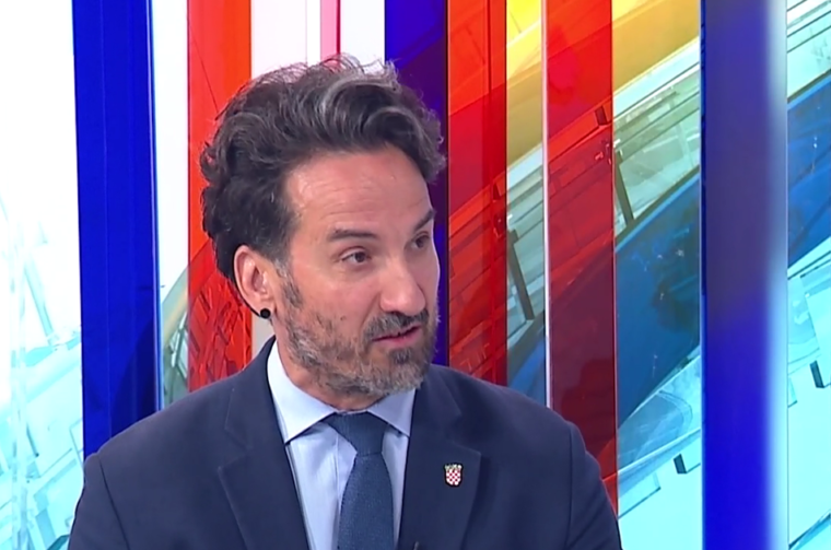 8c57dd6c-a96d-4116-aa84-abc24270fb14