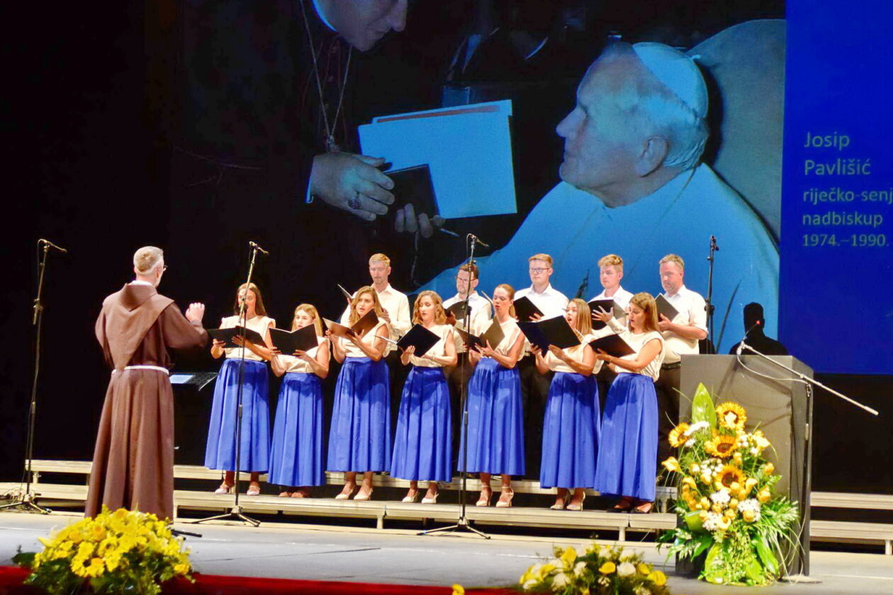 Akademija-za-100.-obljetnicu-nadbiskupije-8 Akademija-za-100.-obljetnicu-nadbiskupije-8