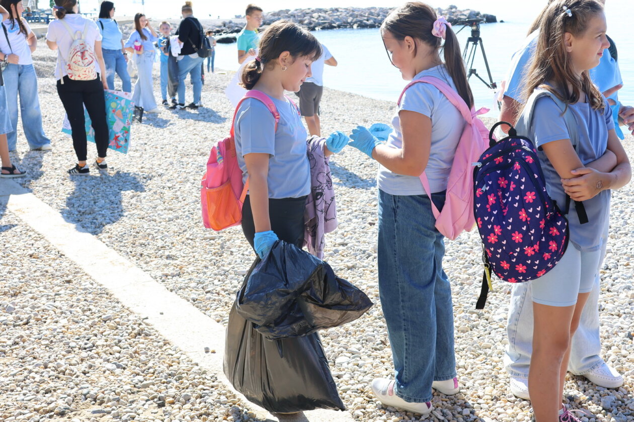 Akcija-ciscenja-plaze-Ploce-45 Akcija-ciscenja-plaze-Ploce-45