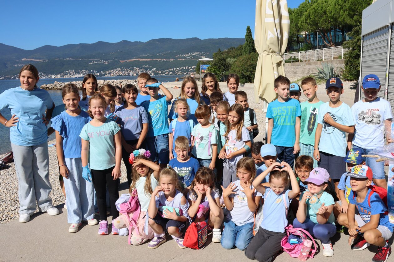 Akcija-ciscenja-plaze-Ploce-58-scaled Akcija-ciscenja-plaze-Ploce-58-scaled