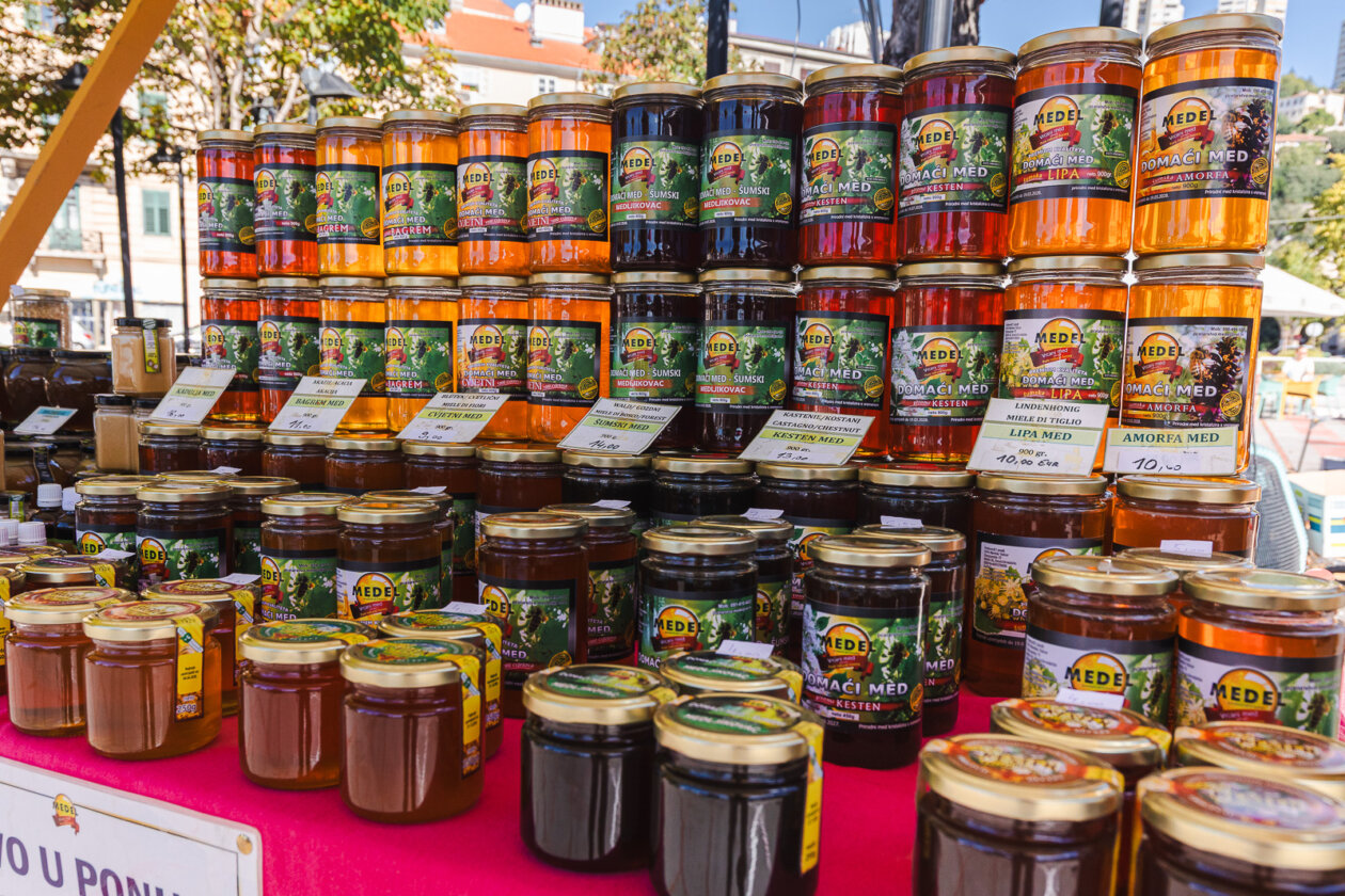 Cvjetni sajam kod Konta-0887 Cvjetni sajam kod Konta-0887