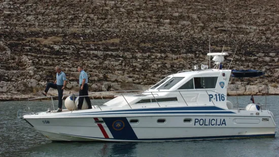 H-02b8784b-f8bb-4fe7-a34c-f2a00f8c0e11-550