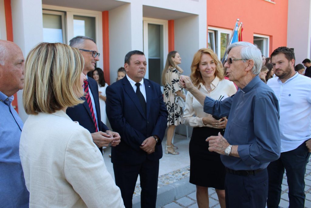 IMG_6949-1024×683 IMG_6949-1024×683