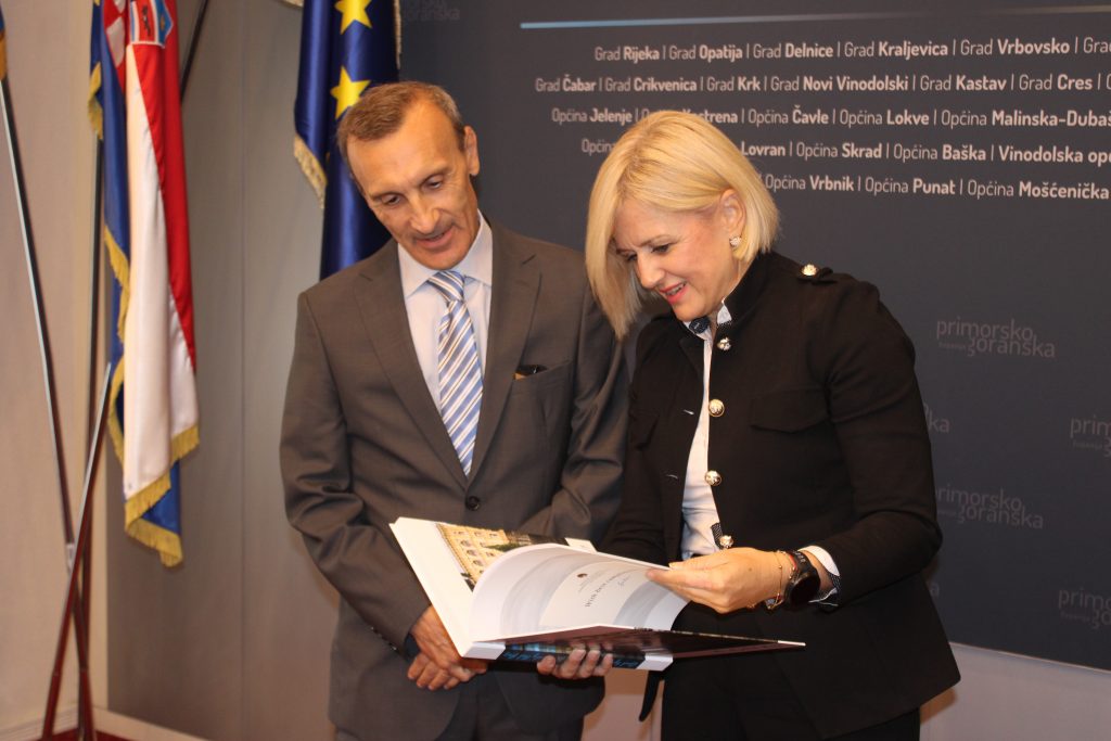 IMG_7584-1024×683 IMG_7584-1024×683