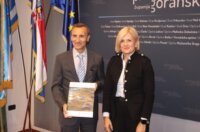 IMG_7586-1024×683 IMG_7586-1024×683