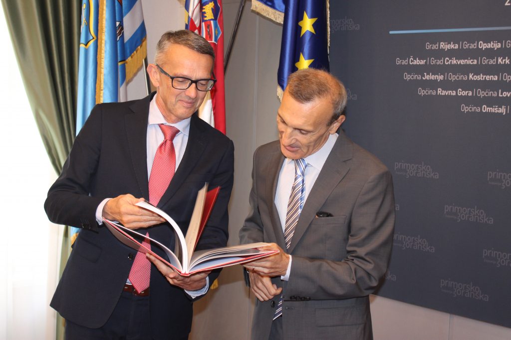 IMG_7588-1024×683 IMG_7588-1024×683