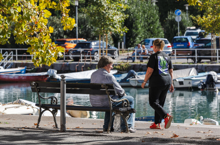 Ilustrativna grad Fiumara ljudi-0968