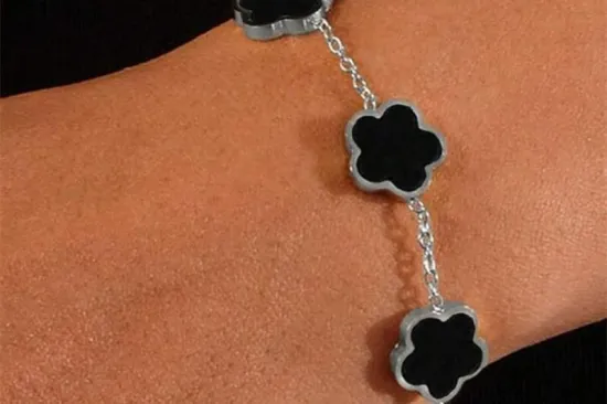 O-1cafd0ba-5286-4e46-b89a-2e41b77b88f0-550