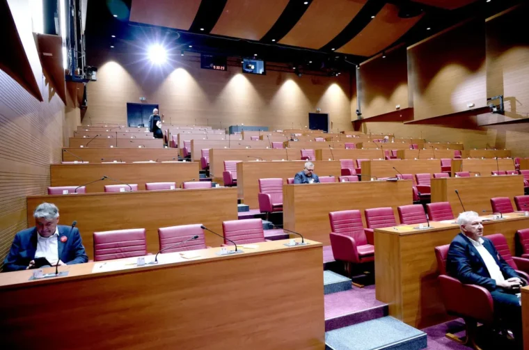 O-87b3eea3-fb48-4b69-bf99-f12d4afb584f-1200