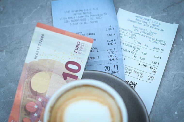 Zagreb: Od 1. siječnja prestaje dvojno iskazivanja cijena