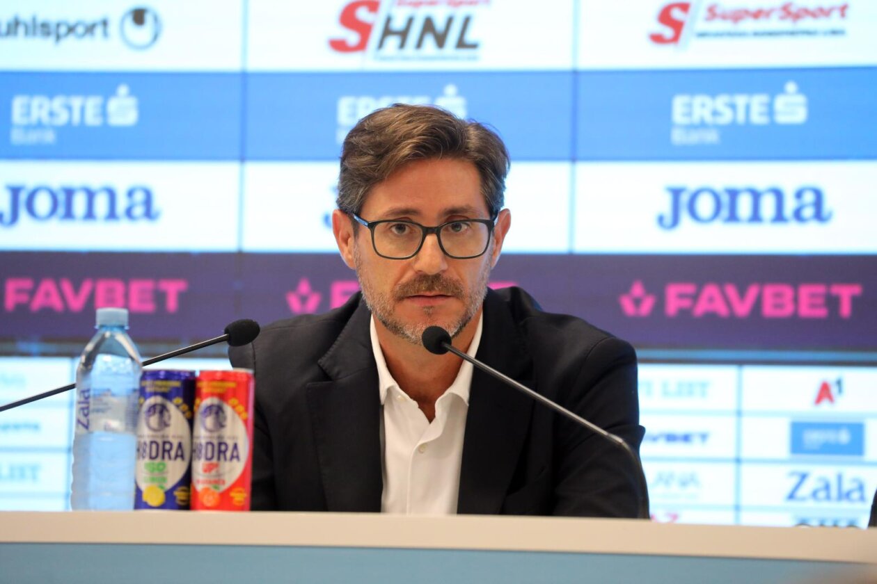 Rijeka: Novi trener Rijeke Victor Sanchez predstavljen na Rujevici