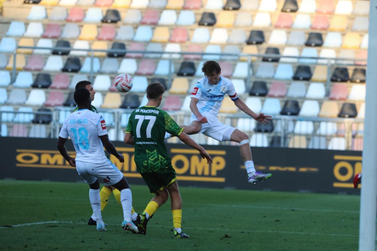 Rijeka: Utakmica šesnaestina finala nogometnog kupa Hrvatske između NK Maksimira i HNK Rijeke.