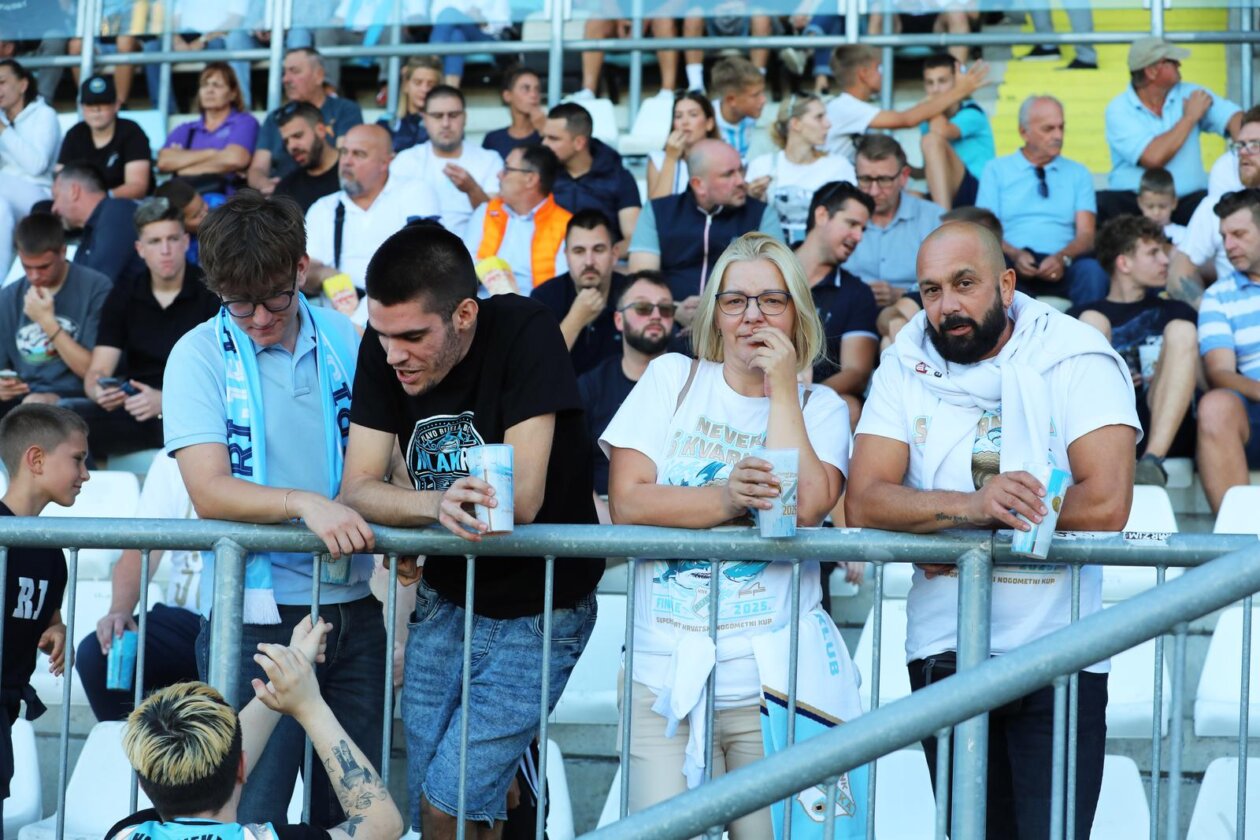 Rijeka: Utakmica šesnaestina finala nogometnog kupa Hrvatske između NK Maksimira i HNK Rijeke.