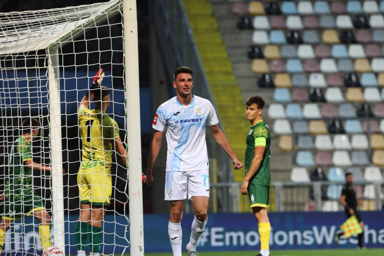 Rijeka: Utakmica šesnaestina finala nogometnog kupa Hrvatske između NK Maksimira i HNK Rijeke.